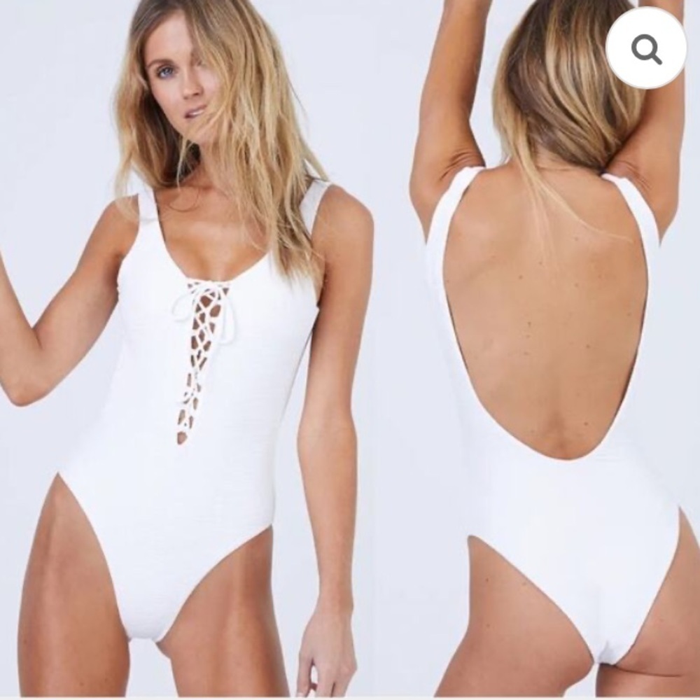 Onia “Bridget” white ribbed lace up low back one piece swimsuit. Small